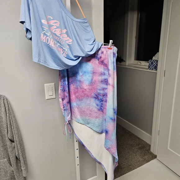 SHEIN Dresses & Skirts - Skirt top set tie dye approx 2x